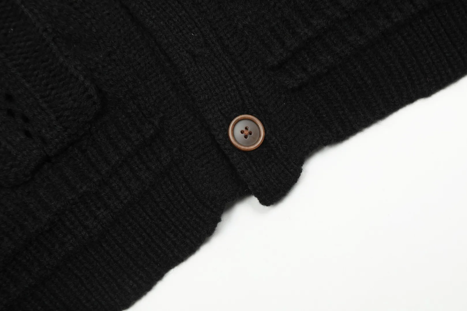 vivienne west wood West Queen Vivian Saturn New Retro "Unisex" Hollow Knitted Sweater Wool Cardigan 2024 Spring Latest Style Size: S -M- L Color: Apricot Black